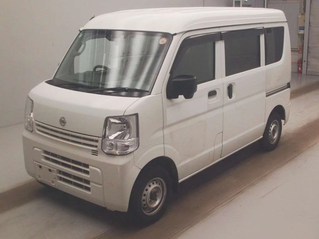 Nissan NV100 Clipper DR17V 2022